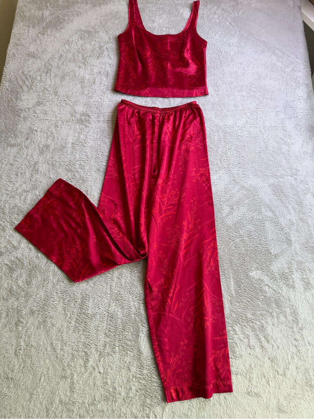 Victoria’s Secret Red Satin Floral Sleep Set - Tank Top & Wide-Leg Pants XS